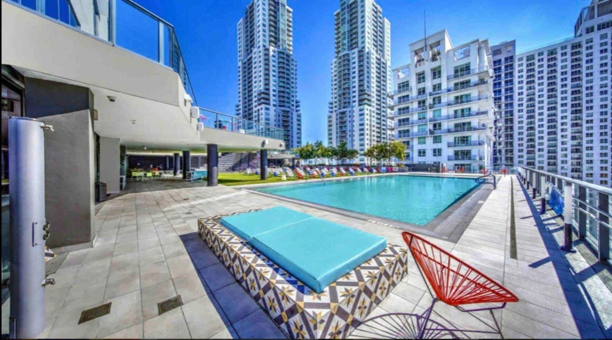 Апартаменти Beautiful Downtown Ocean View. Маямі Екстер'єр фото